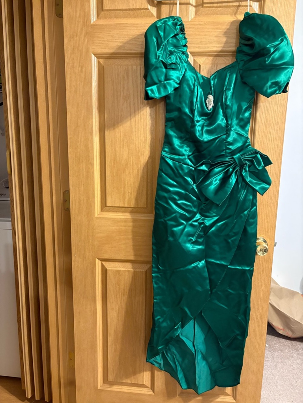 Vintage Alfred Angelo Emerald Green Satin Puff-Sleeve Midi Dress